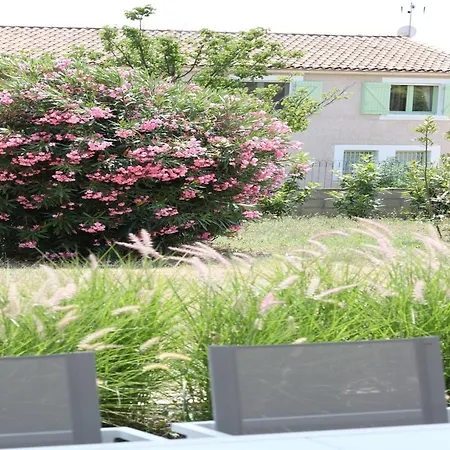 Luxurious In Geni S De Fontedit With Heated Pool Saint-Genies-de-Fontedit