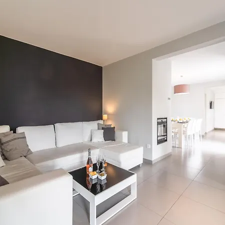 Luxurious In Geni S De Fontedit With Heated Pool Villa Saint-Genies-de-Fontedit
