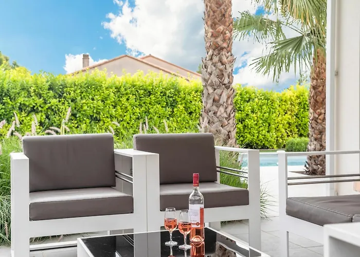 Luxurious In Genies De Fontedit With Heated Pool